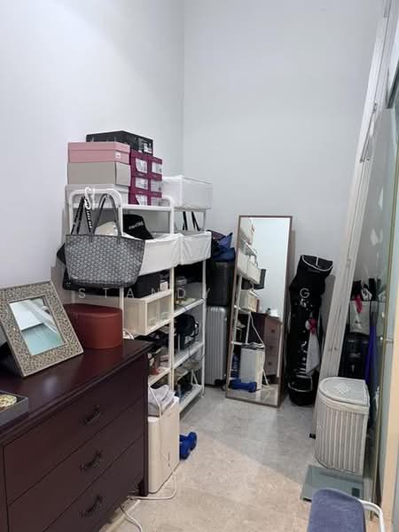 The Hillier, 6 Hillview Rise, 1 Bedroom, 624 sqft, Condominium For Rent, by Standy Ong, 500178476 - Study area - PropertyGuru.com.sg