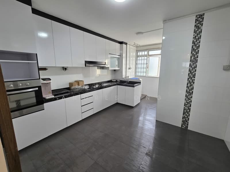 823 Jurong West Street 81, 823 Jurong West Street 81, Room Rental, 200 sqft, HDB Flat For Rent, by Andres Ong, 500178477 - Kitchen - PropertyGuru.com.sg