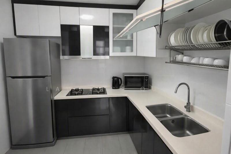 672A Choa Chu Kang Crescent, 672A Choa Chu Kang Crescent, Dairy Farm / Bukit Panjang / Choa Chu Kang, 3 Bedrooms, 1,324 sqft, HDB Flat For Sale, by Lawrence Quek, 500178478 - Kitchen - PropertyGuru.com.sg