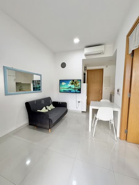 Jool Suites, 2 Sing Joo Walk, 1 Bedroom, 409 sqft, Apartment For Rent, by Irene Lim, 500178483 - Living Room - PropertyGuru.com.sg