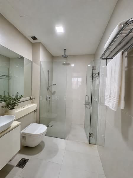 Jool Suites, 2 Sing Joo Walk, 1 Bedroom, 409 sqft, Apartment For Rent, by Irene Lim, 500178483 - Bathroom - PropertyGuru.com.sg