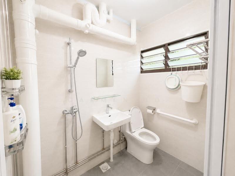 860 Woodlands Street 83, 860 Woodlands Street 83, Admiralty / Woodlands, 3 Bedrooms, 1,141 sqft, HDB Flat For Sale, by Carmen Ho, 500178496 - Bathroom - PropertyGuru.com.sg