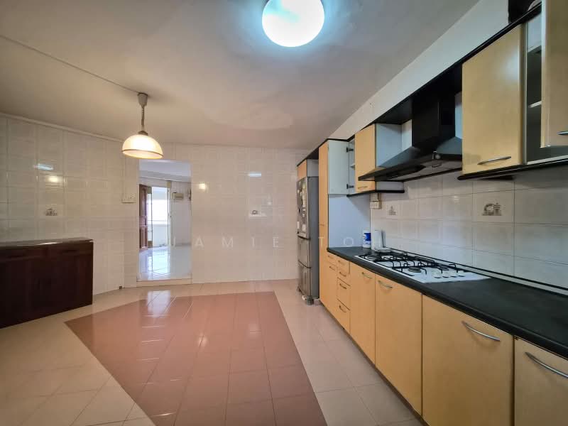 106 Jalan Dusun, 106 Jalan Dusun, 3 Bedrooms, 1,001 sqft, HDB Flat For Sale, by Jamie Toh, 500178499 - Kitchen - PropertyGuru.com.sg