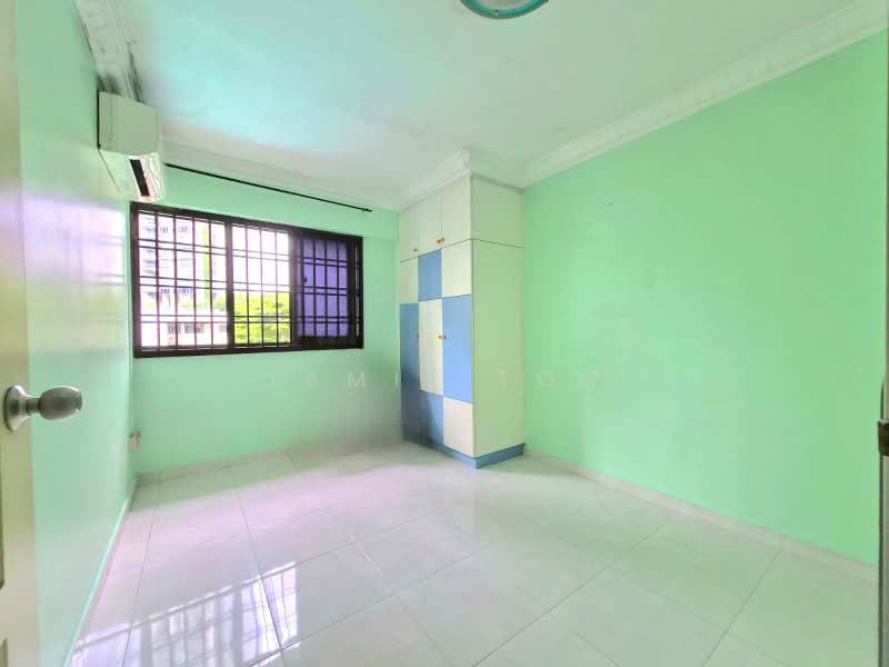 106 Jalan Dusun, 106 Jalan Dusun, 3 Bedrooms, 1,001 sqft, HDB Flat For Sale, by Jamie Toh, 500178499 - Common Bedroom - PropertyGuru.com.sg