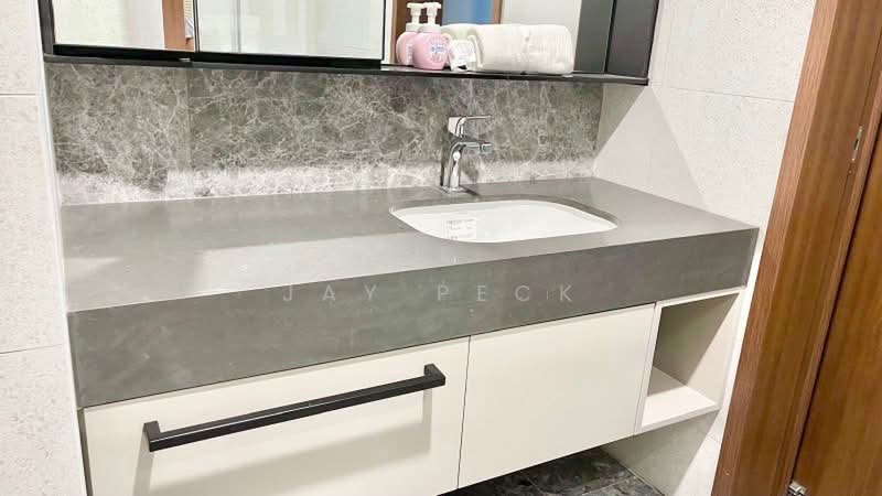Parksuites, 18 Holland Grove Road, 2 Bedrooms, 657 sqft, Condominium For Sale, by JAY PECK, 500178507 - PropertyGuru.com.sg