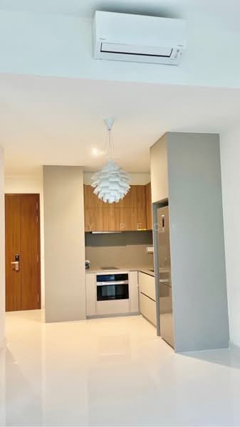 Parksuites, 18 Holland Grove Road, 2 Bedrooms, 657 sqft, Condominium For Sale, by JAY PECK, 500178507 - PropertyGuru.com.sg
