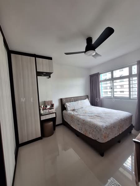 166A Yung Kuang Court, 166A Yung Kuang Road, 3 Bedrooms, 1,001 sqft, HDB Flat For Sale, by Melissa Ng S L, 500178510 - Master Bedroom - PropertyGuru.com.sg