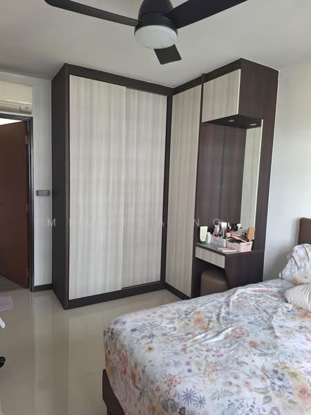 166A Yung Kuang Court, 166A Yung Kuang Road, 3 Bedrooms, 1,001 sqft, HDB Flat For Sale, by Melissa Ng S L, 500178510 - Master Bedroom - PropertyGuru.com.sg