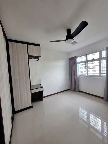 166A Yung Kuang Court, 166A Yung Kuang Road, 3 Bedrooms, 1,001 sqft, HDB Flat For Sale, by Melissa Ng S L, 500178510 - Master Bedroom - PropertyGuru.com.sg