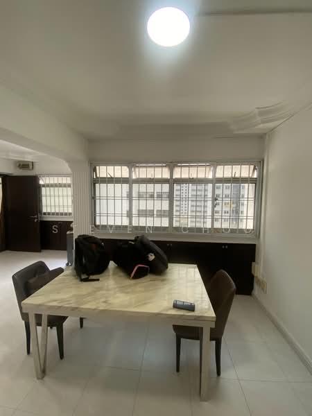 668D Jurong West Street 64, 668D Jurong West Street 64, 3 Bedrooms, 969 sqft, HDB Flat For Rent, by Steven Choo, 500178515 - Dining Room - PropertyGuru.com.sg