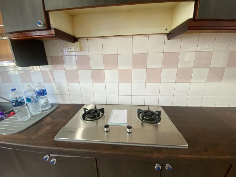 668D Jurong West Street 64, 668D Jurong West Street 64, 3 Bedrooms, 969 sqft, HDB Flat For Rent, by Steven Choo, 500178515 - Kitchen - PropertyGuru.com.sg