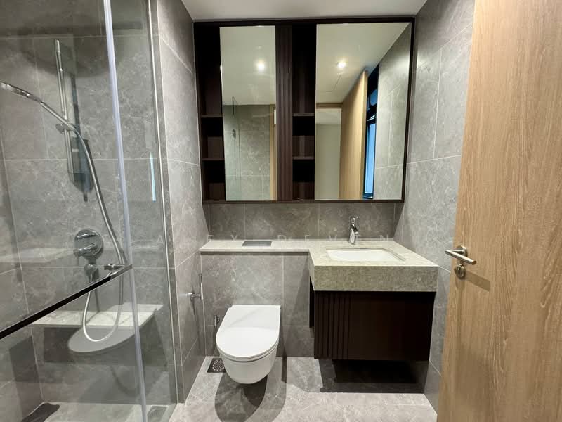 KI Residences At Brookvale, 2 Brookvale Drive, 3 Bedrooms, 980 sqft, Condominium For Rent, by Alex Deven, 500178523 - Bathroom - PropertyGuru.com.sg