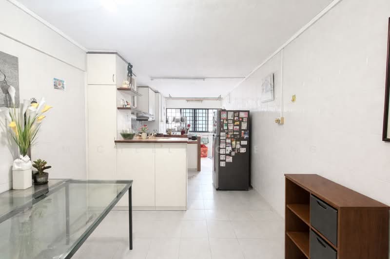 640 Ang Mo Kio Avenue 6, 640 Ang Mo Kio Avenue 6, 3 Bedrooms, 979 sqft, HDB Flat For Sale, by Michelle Cheong, 500178532 - Kitchen - PropertyGuru.com.sg