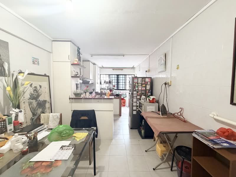 640 Ang Mo Kio Avenue 6, 640 Ang Mo Kio Avenue 6, 3 Bedrooms, 979 sqft, HDB Flat For Sale, by Michelle Cheong, 500178532 - Kitchen - PropertyGuru.com.sg
