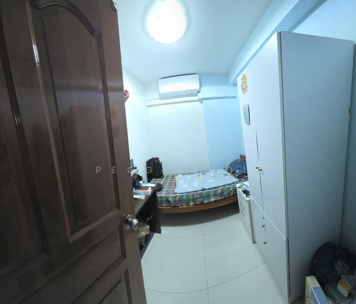 36 Circuit Road, 36 Circuit Road, 2 Bedrooms, 775 sqft, HDB Flat For Sale, by Peggy Zhou, 500178535 - Bedroom - PropertyGuru.com.sg
