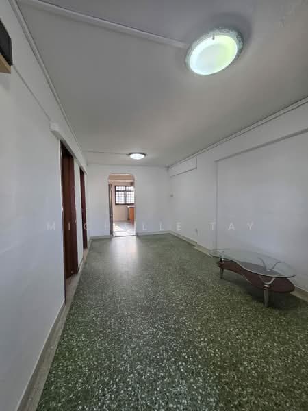 24 Sin Ming Road, 24 Sin Ming Road, 2 Bedrooms, 700 sqft, HDB Flat For Rent, by Michelle Tay, 500178536 - Living Room - PropertyGuru.com.sg