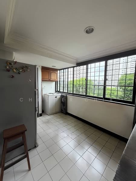 Pandan Valley, 4 Pandan Valley, 4 Bedrooms, 2,024 sqft, Condominium For Sale, by Chester Chia, 500178544 - Kitchen - PropertyGuru.com.sg