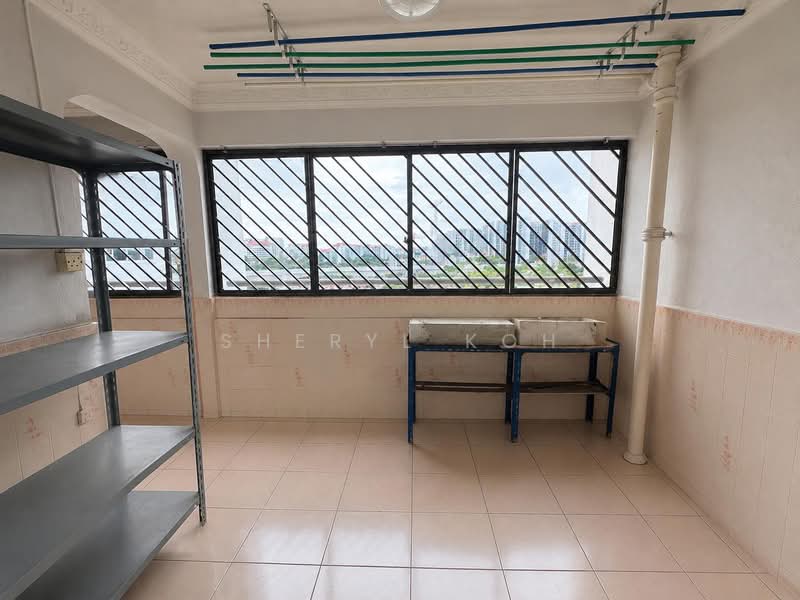 170 Bukit Batok West Avenue 8, 170 Bukit Batok West Avenue 8, 3 Bedrooms, 1,442 sqft, HDB Flat For Sale, by Sheryl Koh, 500178546 - Balcony - PropertyGuru.com.sg