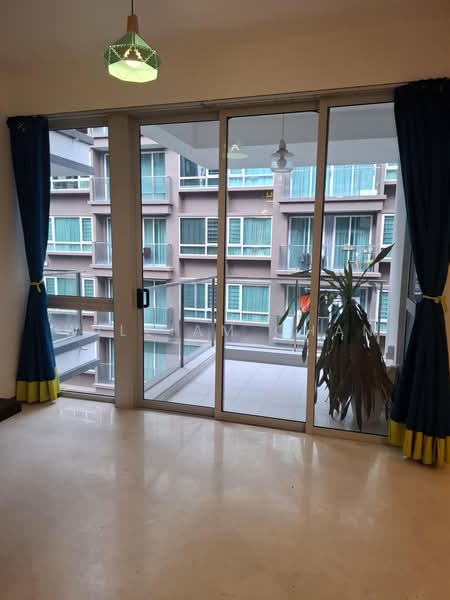 8 @ Mount Sophia, 8 Mount Sophia, Studio, 860 sqft, Condominium For Rent, by William Chan, 500178559 - Balcony - PropertyGuru.com.sg