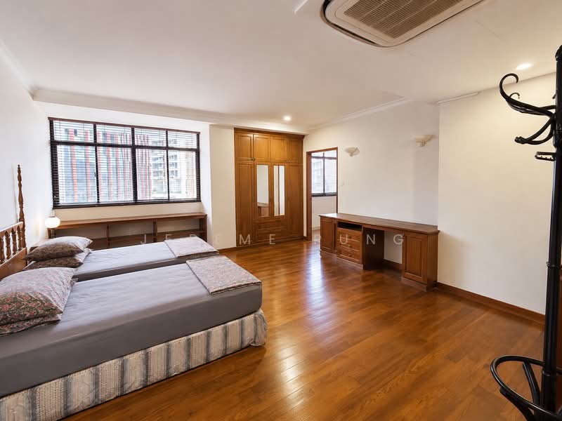 Elizabeth Heights, 57 Cairnhill Road, 5 Bedrooms, 5,134 sqft, Condominium For Sale, by Jereme Pung, 500178562 - Bedroom - PropertyGuru.com.sg