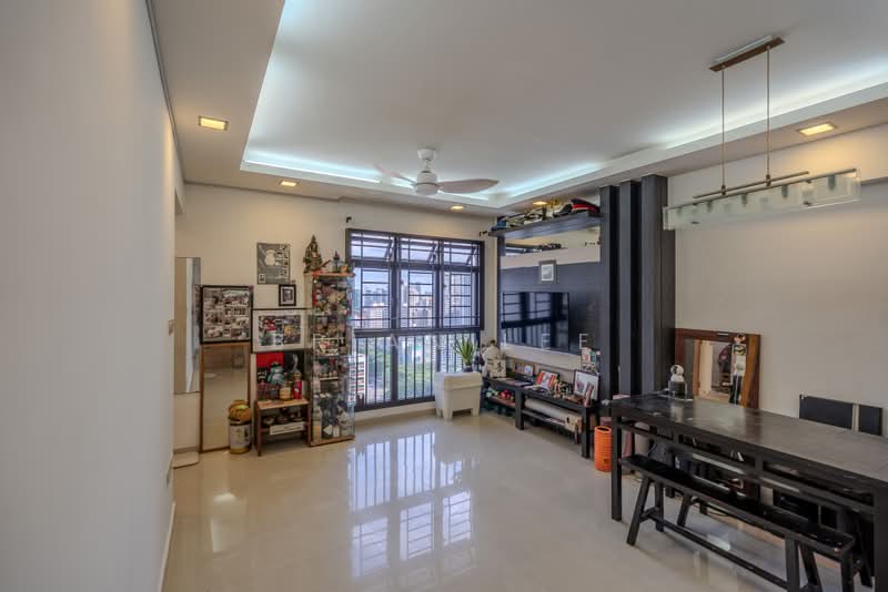 79A Toa Payoh Central, 79A Toa Payoh Central, 3 Bedrooms, 818 sqft, HDB Flat For Sale, by Brian Lee, 500178565 - Living Room - PropertyGuru.com.sg