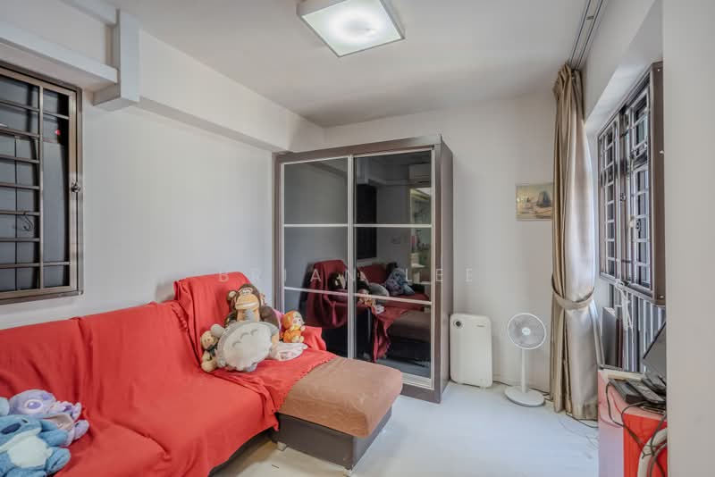 79A Toa Payoh Central, 79A Toa Payoh Central, 3 Bedrooms, 818 sqft, HDB Flat For Sale, by Brian Lee, 500178565 - Living Room - PropertyGuru.com.sg
