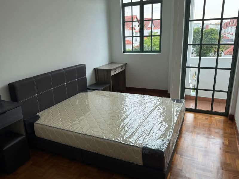 Westville, Westwood Avenue, Room Rental, 150 sqft, Terraced House For Rent, by Jem Yang, 500178566 - Bedroom - PropertyGuru.com.sg