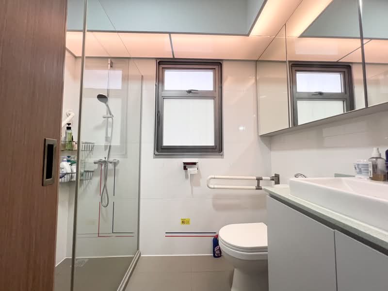 153B Bedok South Road, 153B Bedok South Road, 3 Bedrooms, 1,216 sqft, HDB Flat For Sale, by Ng Jun Wei, 500178568 - Bathroom - PropertyGuru.com.sg
