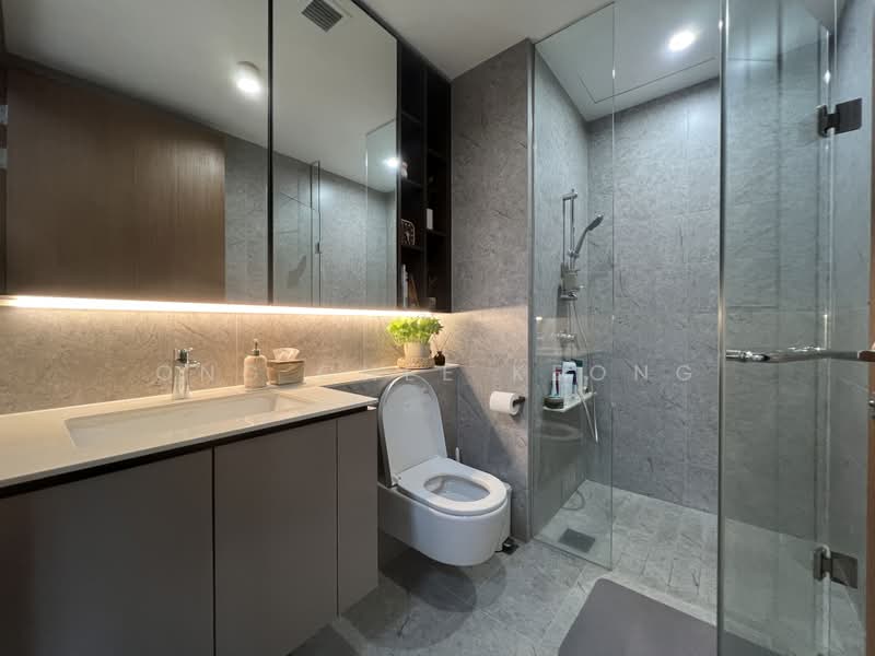 Verdale, 16 De Souza Avenue, 2 Bedrooms, 614 sqft, Condominium For Sale, by Ong Chee Keong, 500178569 - Bathroom - PropertyGuru.com.sg
