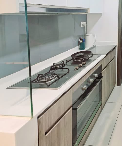 Riverbank at Fernvale, Sengkang West Way/Fernvale, 3 Bedrooms, 1,044 sqft, Condominium For Rent, by Chua Chee Seng, 500178571 - Kitchen - PropertyGuru.com.sg
