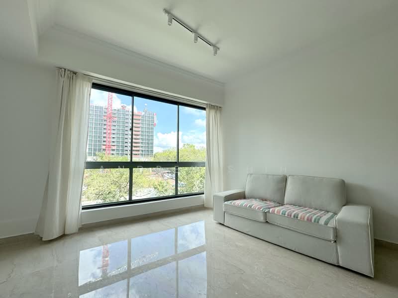 Astor Green, 3 Pine Grove, 2 Bedrooms, 1,066 sqft, Condominium For Rent, by Andrew Shih, 500178575 - Living Room - PropertyGuru.com.sg