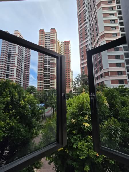 75C Redhill Road, 75C Redhill Road, 3 Bedrooms, 990 sqft, HDB Flat For Rent, by Janice Ding, 500178580 - Exterior - PropertyGuru.com.sg