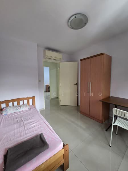 75C Redhill Road, 75C Redhill Road, 3 Bedrooms, 990 sqft, HDB Flat For Rent, by Janice Ding, 500178580 - Bedroom - PropertyGuru.com.sg