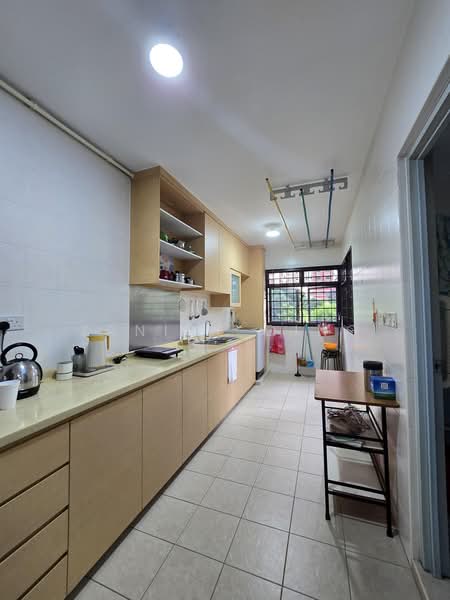 75C Redhill Road, 75C Redhill Road, 3 Bedrooms, 990 sqft, HDB Flat For Rent, by Janice Ding, 500178580 - Kitchen - PropertyGuru.com.sg