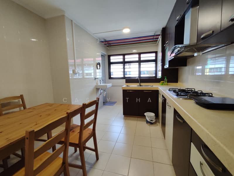 302 Ubi Avenue 1, 302 Ubi Avenue 1, 2 Bedrooms, 689 sqft, HDB Flat For Rent, by Casey Tham, 500178582 - Kitchen - PropertyGuru.com.sg