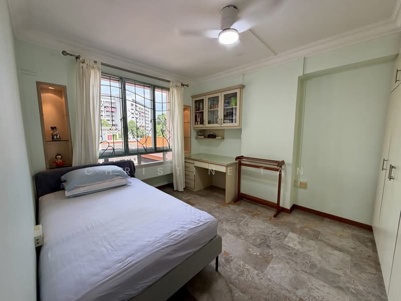 230H Tampines Street 21, 230H Tampines Street 21, 4 Bedrooms, 1,583 sqft, HDB Flat For Sale, by Christine Tan, 500178586 - Bedroom - PropertyGuru.com.sg