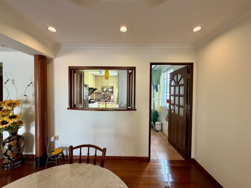 230H Tampines Street 21, 230H Tampines Street 21, 4 Bedrooms, 1,583 sqft, HDB Flat For Sale, by Christine Tan, 500178586 - Kitchen - PropertyGuru.com.sg