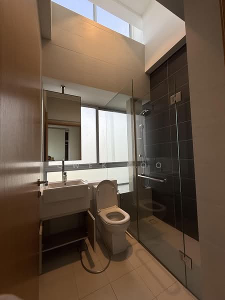 Devonshire Residences, 55 Devonshire Road, 1 Bedroom, 495 sqft, Condominium For Rent, by Qwek Koo, 500178589 - Bathroom - PropertyGuru.com.sg