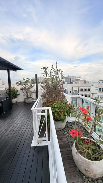 Costa Del Sol, 68 Bayshore Road, 3 Bedrooms, 1,938 sqft, Condominium For Sale, by Deepti Malik, 500178596 - Balcony - PropertyGuru.com.sg