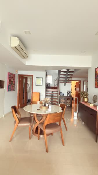 Costa Del Sol, 68 Bayshore Road, 3 Bedrooms, 1,938 sqft, Condominium For Sale, by Deepti Malik, 500178596 - Dining Room - PropertyGuru.com.sg