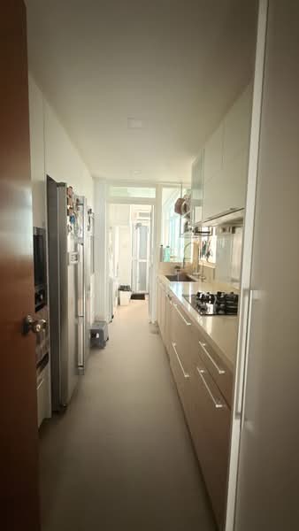 Costa Del Sol, 68 Bayshore Road, 3 Bedrooms, 1,938 sqft, Condominium For Sale, by Deepti Malik, 500178596 - Kitchen - PropertyGuru.com.sg