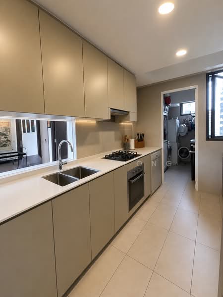 Vue 8 Residence, Pasir Ris Heights, 3 Bedrooms, 1,087 sqft, Condominium For Sale, by Yumi Leong, 500178598 - Kitchen - PropertyGuru.com.sg