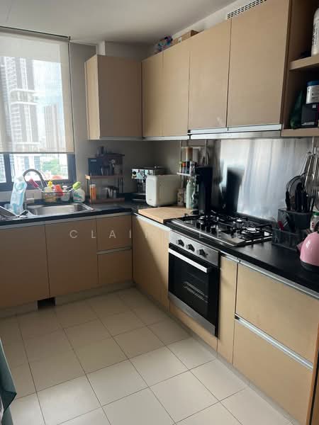 The Beacon, 130 Cantonment Road, 2 Bedrooms, 1,163 sqft, Apartment For Rent, by Claire Lee, 500178603 - Kitchen - PropertyGuru.com.sg