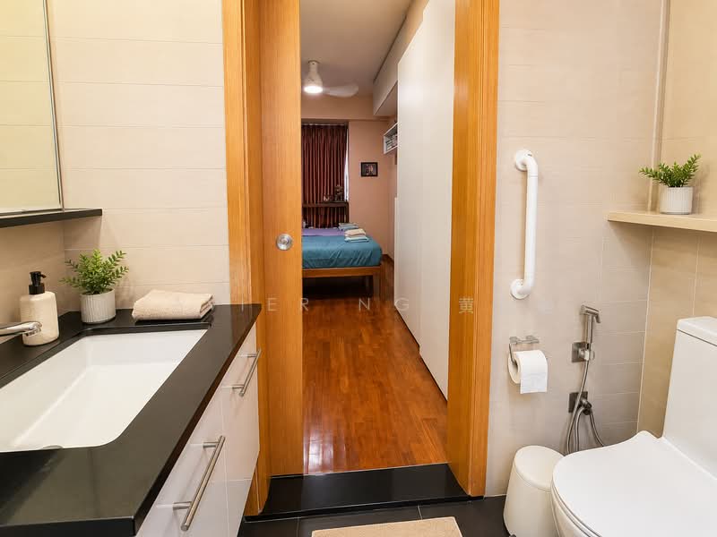 Atrium Residences, 11 Lorong 28 Geylang, 2 Bedrooms, 1,830 sqft, Apartment For Sale, by Javier Ng 黄允健, 500178605 - Bathroom - PropertyGuru.com.sg