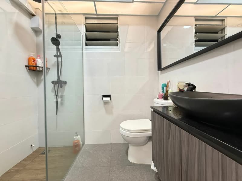 807C Chai Chee Road, 807C Chai Chee Road, 3 Bedrooms, 1,001 sqft, HDB Flat For Sale, by Kavin Kuah, 500178606 - Bathroom - PropertyGuru.com.sg