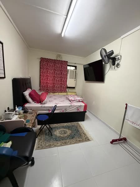 746 Woodlands Circle, 746 Woodlands Circle, 3 Bedrooms, 1,087 sqft, HDB Flat For Sale, by Roz Rufai, 500178608 - Bedroom - PropertyGuru.com.sg
