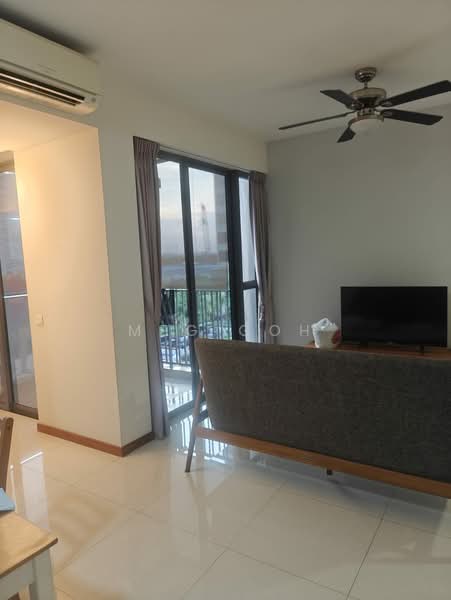 Vue 8 Residence, 87 Pasir Ris Heights, 2 Bedrooms, 700 sqft, Condominium For Rent, by Meg Goh, 500178618 - Living Room - PropertyGuru.com.sg