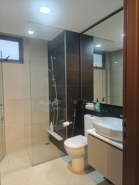 Vue 8 Residence, 87 Pasir Ris Heights, 2 Bedrooms, 700 sqft, Condominium For Rent, by Meg Goh, 500178618 - Bathroom - PropertyGuru.com.sg