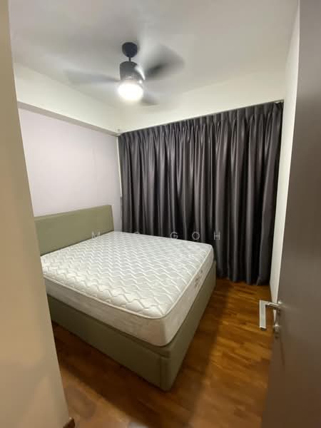 Vue 8 Residence, 87 Pasir Ris Heights, 2 Bedrooms, 700 sqft, Condominium For Rent, by Meg Goh, 500178618 - Bedroom - PropertyGuru.com.sg