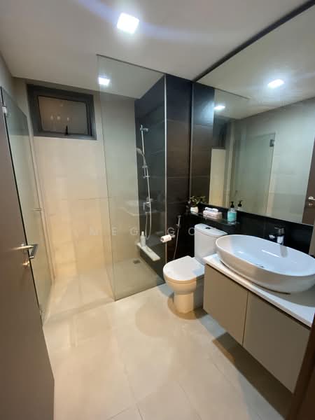 Vue 8 Residence, 87 Pasir Ris Heights, 2 Bedrooms, 700 sqft, Condominium For Rent, by Meg Goh, 500178618 - Bathroom - PropertyGuru.com.sg